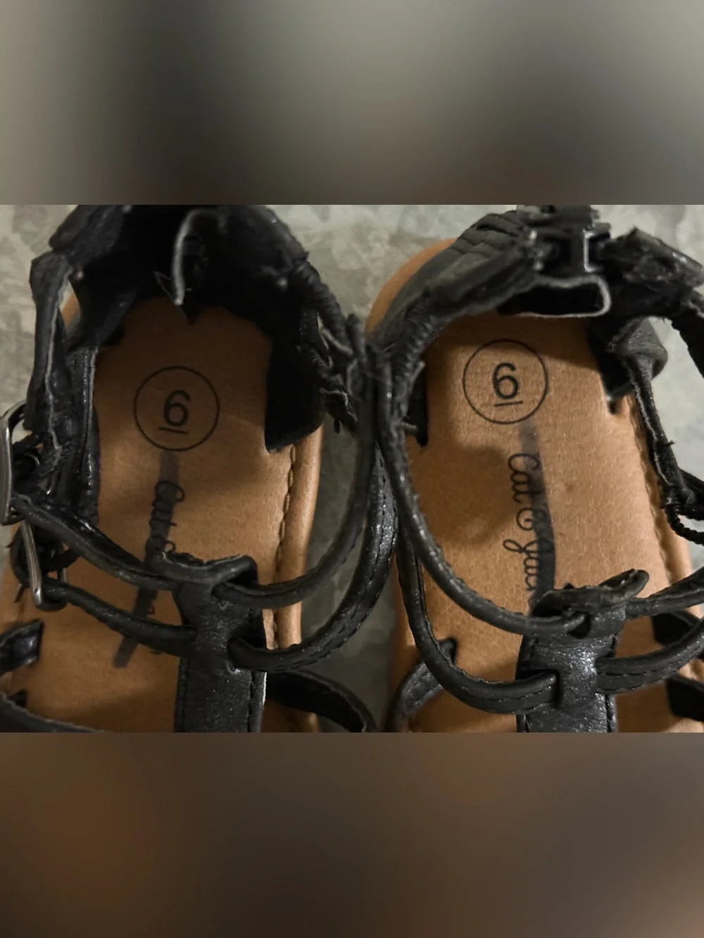 Cat & Jack Black Strappy Gladiator Flat Sandals, Toddler Size 6